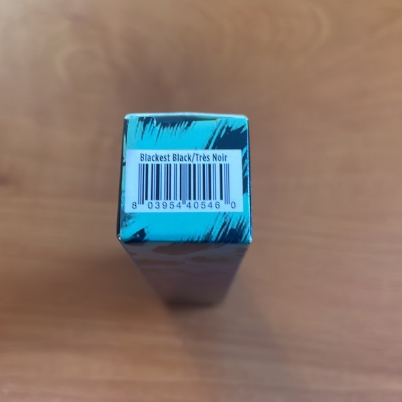 FMG. Cathy Cat Curl & Flare Mascara. $12 - Picture 3 of 7